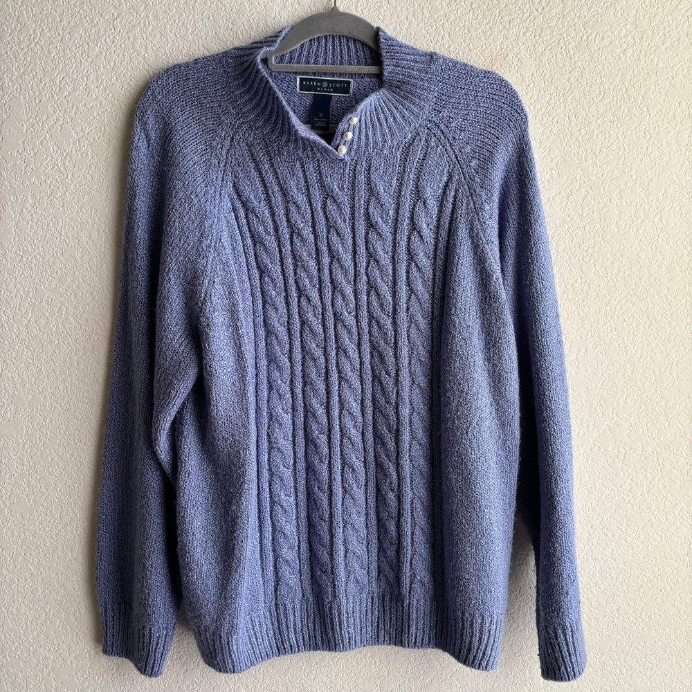 Kendra Scott woman 1 X sweater